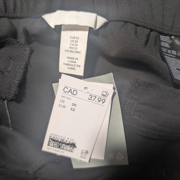 H&M | Pleat Front, Ankle-Length Trousers In Black - Picture 3 of 9